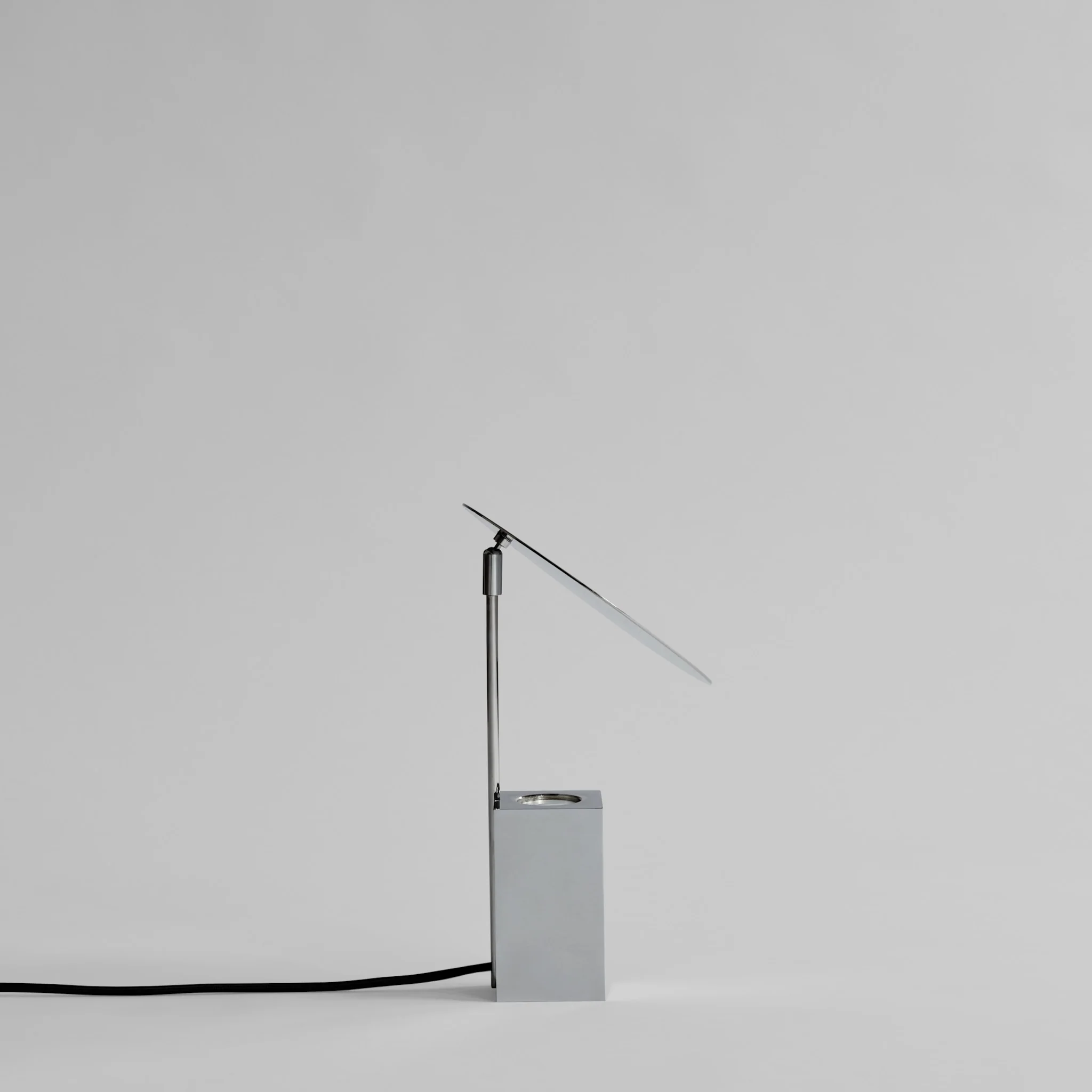 251021_-_Reflect_Table_Lamp_-_Chrome_-_2