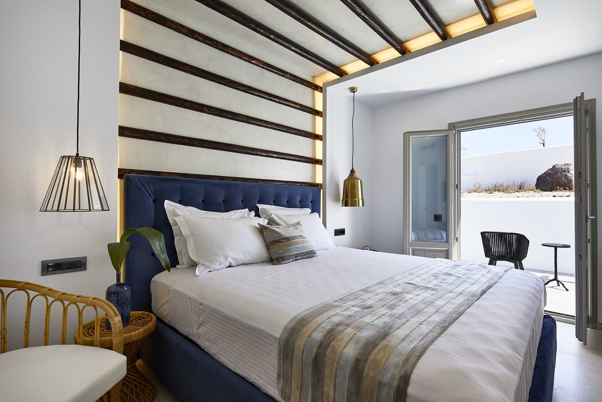 Phos-the-Boutique-3-1 header