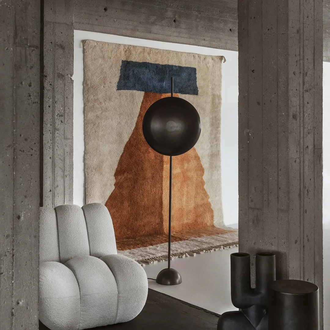 223021_-_Totem_Floor_Lamp_-_Bronze_-_1